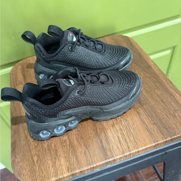 Nike Other - Nike Kids Black Mesh Sneakers with Clear Air Bubble Sole